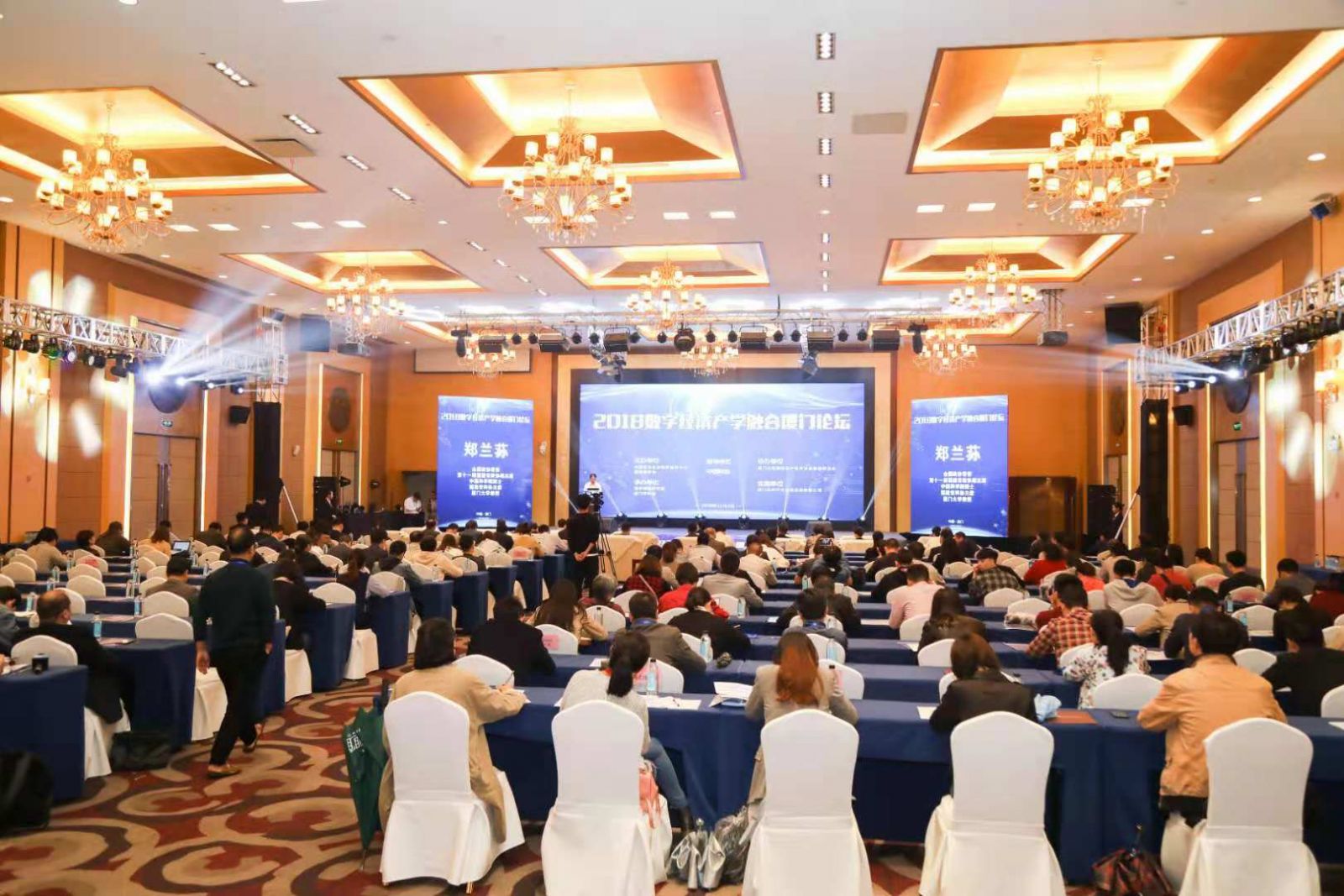 �f(shu��)��: F:4.����׫��(xi��)20181102�B�T(m��n)��(sh��)�ֽ�(j��ng)��(j��)Փ��΢�ňDƬ_20181102152340.jpg